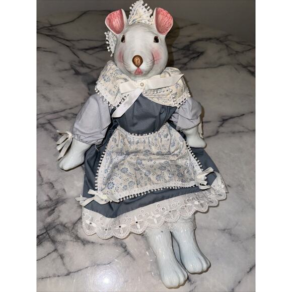 New Vintage Porcelain Mouse Doll 20" Victorian Dress Country Farmhouse Nursery - Picture 15 of 16